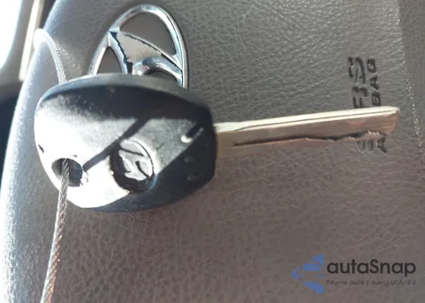 2009 Hyundai Azera Limited z USA, uszkodzony, nr VIN KMHFC46F09A374003